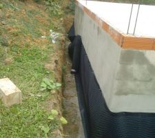 Étanchéité des murs du sous sol en cours