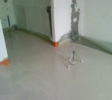 Coulage de la chape liquide 45 mm