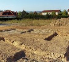 Terrassement en cours, fouilles en place (vue panoramique)