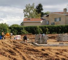 Mur de soubassement du terre plein, 1er rang