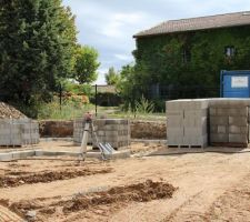 Mur de soubassement du terre plein, 1er rang