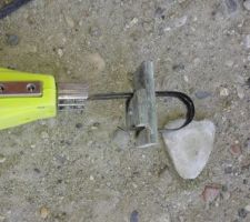 Outil pour découper le passage des gaines dans le polystyrène