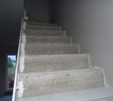 Montée en attente de parement