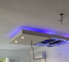 Mon plafond continu ! Premiers essais lumière :)