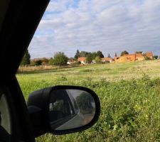 Terrains vendus &agrave; proximit&eacute; de notre future maison. De futurs voisins :)