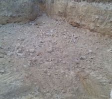 Terrain tr&egrave;s rocheux