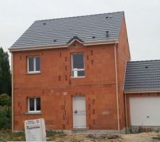 Bon la c clair c notre maison