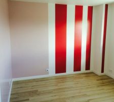 La peinture dans une des chambres de l'&eacute;tage