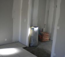 Il reste l'entée à carreler la semaine prochaine.