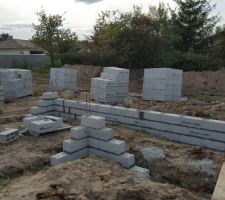 Le coin de la cuisine et du garage