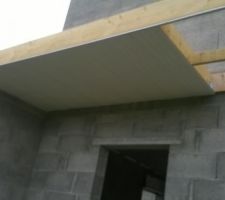 Poteau d'entr&eacute;e.... trop court