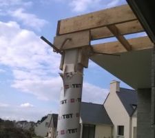 Poteau d'entr&eacute;e... ma&ccedil;onn&eacute;