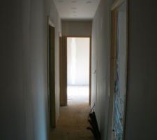 Notre chambre est au bout