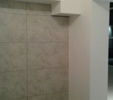 Peinture finie. Pose des dalles DURAWALL  Cellier