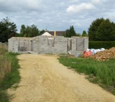 D&eacute;but construction des murs