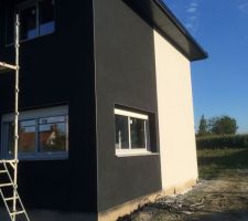 Avec l'enduit &ccedil;a change radicalement la maison et on se projette un peu plus!