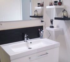 Salle d'eau du rez de chauss&eacute;e finit