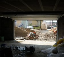 J 138; vue depuis le garage