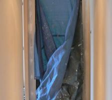 Les experts, sc&egrave;ne de crime, interdit de rentrer !!!!