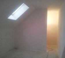 Chambre du grand avec dressing au fond