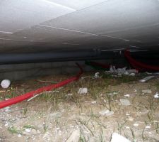 Photo sous le dessous vide sanitaire