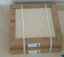 Les carreaux manquants pour le bureau.