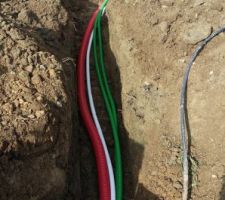 12/10/15 : intervention terrassier ABS (remblais,raccordements)