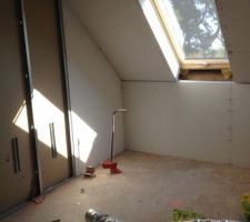 Creation de 4 chambres, d un sde et d'un wc dans les combles, passage d'une gaine de distribution d'air chaud