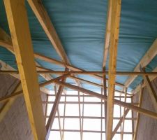ECRAN SOUS TOITURE