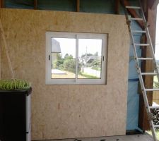 Fermeture d'un coté de la terrasse couverte