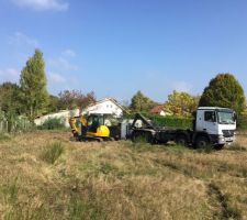 2ième jours de terrassement, les engins