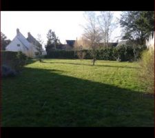 Magnifique terrain Oklm , 842m2, arbor&eacute;, et d&eacute;j&agrave; d&eacute;limit&eacute; par des haies. Trouv&eacute; sur leboncoin . D&eacute;but du bonheur