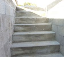 Sous-sol - L'escalier