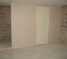 Cloison du cellier