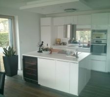 La hotte est installée