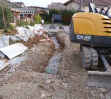 Mise en place gravier, grillage avertisseur et remblais