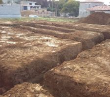 Fouilles 
le point le plus profond est a 1m80 du terrain naturel