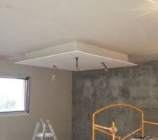 Retombée de plafond au dessus du salon