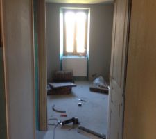 Cloison SDB chambre
A gauche porte galandage SDB
A droite porte WC
