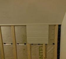 Test transition sous pente (lambris PVC) / plafond (BA13)