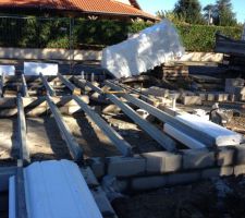 Mise en place des marmites en polystyrène