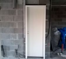 Porte garage / cuisine