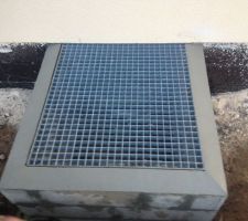 Cours anglaise 1m sur 1m prix avec caillebotis 140euro