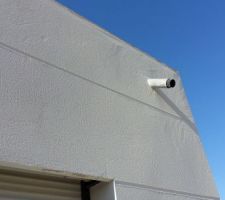 Défaut de grattage sur façade Sud (côté gauche)