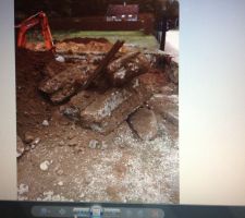 Jour 1 ouah les plaques de beton. Y avait pas une mine d or plut&ocirc;t?! Lol