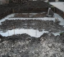 Double fondation a l'arrière de la maison suite a l envement d'un gros arbre