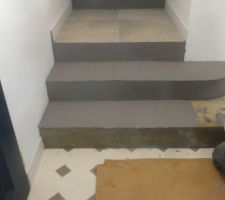 Première couche de béton ciré