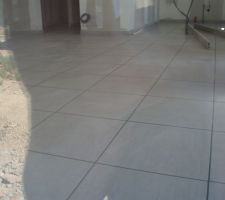 Carrelage en pose droite au lieu de la pose quinquonce