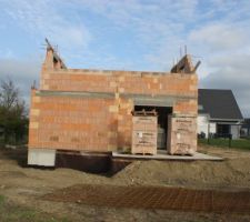 Remblayage autour de la maison terminé