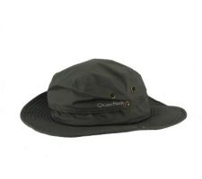 Un chapeau bien utile en été !